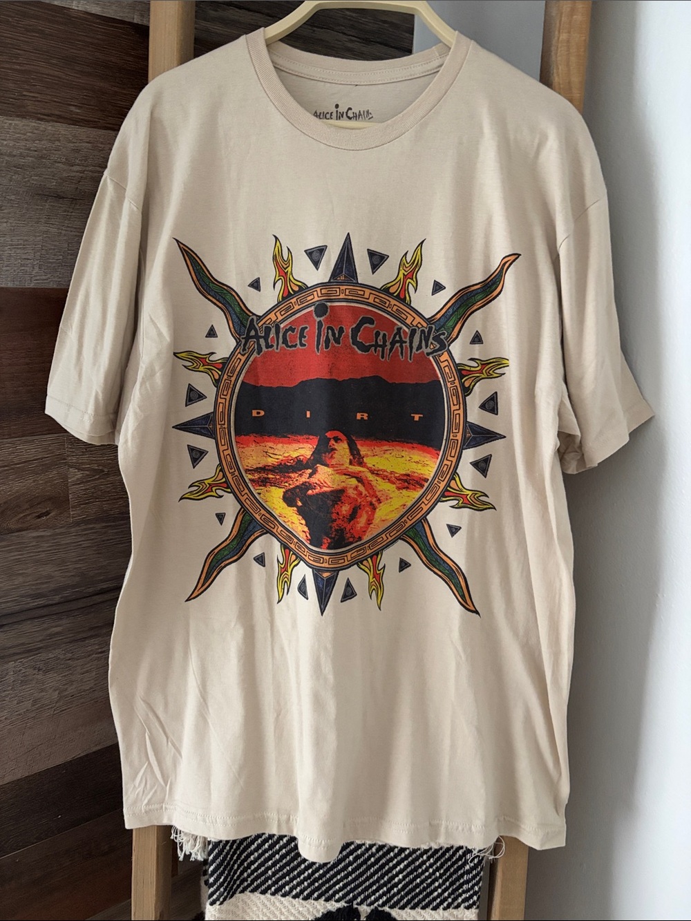 🆕 Alice In Chains “Dirt” Band Tee